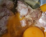 รูปขั้นตอนการทำที่ 1 ของ "ไข่เจียวหมูส้ม" 🐷🥚🍳 Omelet with Sour Pork