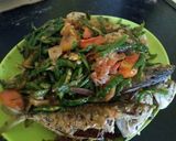 Foto langkah ke 3 dari resep Tumis cabe ijo ikan gembung simpel.