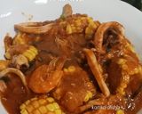Foto langkah ke 6 dari resep Udang Cumi Saus Padang.