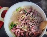 A picture of step 3 of Spicy Mustard Pepper Steak.