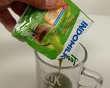 Foto langkah ke 2 dari resep Es Kopi Creamy Matcha.