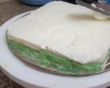 A picture of step 3 of Tricolour Bread Cake.