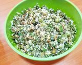 A picture of step 1 of Green beans with coconut.