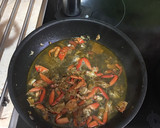 Foto del paso 4 de la receta: Merluza con nécoras y su salsa