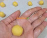 Foto langkah ke 4 dari resep Kue Kering Bola Coklat🏀🍫.