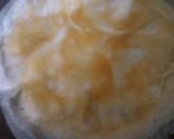 Foto langkah ke 2 dari resep Simple Paratha Cheese.