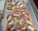 Foto langkah ke 3 dari resep Pizza Roti Tawar.