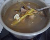 Foto langkah ke 6 dari resep Soto Rawon.