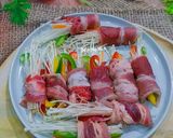 Hình bước làm 3 của món Thịt bò ba chỉ Mỹ cuộn rau củ nướng nồi chiên ko dầu
