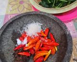 Foto langkah ke 2 dari resep Ati Ampela Goreng Sambel Daun Ubi.