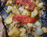 Foto del paso 8 de la receta: Pata y muslo con papas al horno