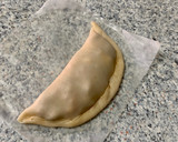 Foto del paso 6 de la receta: Empanadillas de restos de barbacoa