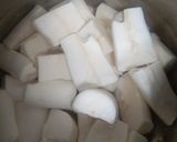 Foto langkah ke 1 dari resep Singkong Thai Topping Keju.