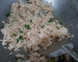 รูปขั้นตอนการทำที่ 1 ของ ข้าวผัดน้ำพริกผักลวก