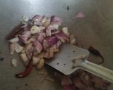 A picture of step 3 of Bhindi do pyaza.