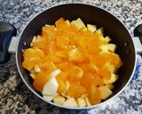 Une image de l'étape 1 de Compote pomme/kakis/vanille.
