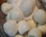 Foto langkah ke 3 dari resep Kwek Kwek 🥚🍡 (Cemilan Khas Filipina).