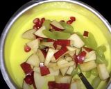 मिक्स फ्रूट कस्टर्ड ( Mixed Fruit Custard recipe in hindi) रेसिपी चरण 3 फोटो