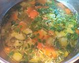 Foto del paso 3 de la receta: Sopita de pollo de la abuela con pollo a la mantequilla🍗🥘👵