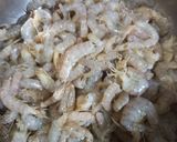 Foto langkah ke 1 dari resep Udang saus tiram.