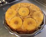 Une image de l'étape 11 de Gâteau caramélisé à l'ananas et jus de pêches.
