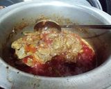 A picture of step 4 of Mutton paya.