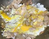 รูปขั้นตอนการทำที่ 4 ของ หมูผัดไข่