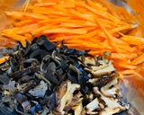 A picture of step 1 of 白菜滷 Stewed Chinese cabbage.