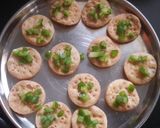 A picture of step 2 of Papdi pizza.