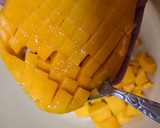 Foto del paso 2 de la receta: Mousse de mango light (3 ingredientes)