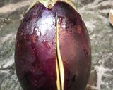 A picture of step 1 of Eggplant (baingan) bharta.