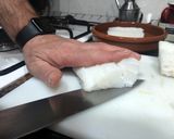 Foto del paso 2 de la receta Buñuelos de bacalao