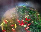 Foto langkah ke 4 dari resep Cah Kangkung Istimewa.