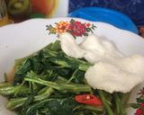 Foto langkah ke 5 dari resep Tumis kangkung.