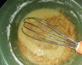 Foto langkah ke 6 dari resep Bolu sarang semutt(bolu karamel)..kenyal enak.