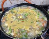 A picture of step 4 of Mix vegetable soup.