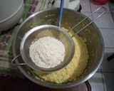 Foto langkah ke 4 dari resep Lemon Pound Cake / Bolu Lemon.