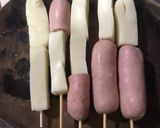 Hình bước làm 2 của món Hot dog xúc xích Hàn Quốc