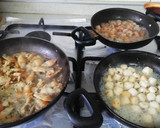 Foto del paso 1 de la receta: Empanadas fritas de queso, machas, ostiones, camarones