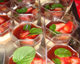 Foto del paso 8 de la receta: Shots de Cheesecake con frutillas