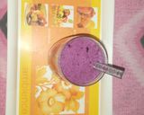 A picture of step 3 of Jamun shots or mojito.