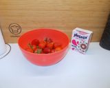 Tejszínes-epres kockák recept fázis 2 fotója