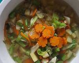 Foto langkah ke 6 dari resep Sayur sop sederhana.