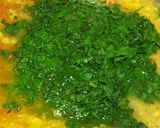 A picture of step 3 of Garlic dal palak.