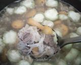 Foto langkah ke 5 dari resep Sop Oyong Daging Bihun.