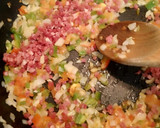 Foto del paso 1 de la receta: Champiñones rellenos con taquitos de jamón serrano