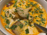 Tom Kha leves (Thai kókuszleves) csirkével és/vagy garnélával