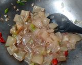 Foto langkah ke 3 dari resep Cah Toge Kikil.