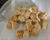 A picture of step 2 of Mapo tofu.