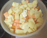 Foto del paso 1 de la receta: Crema Eloisa con pan frito al ajillo